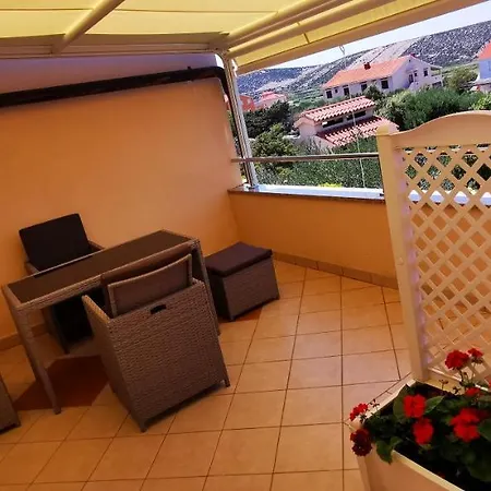Apartment Marin, Kolan, Mandre, Pag Kolan