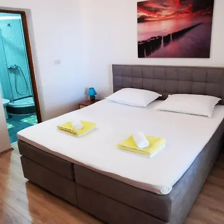 Apartment Marin, Kolan, Mandre, Pag