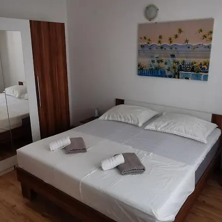 Marin, Kolan, Mandre, Pag Apartman *