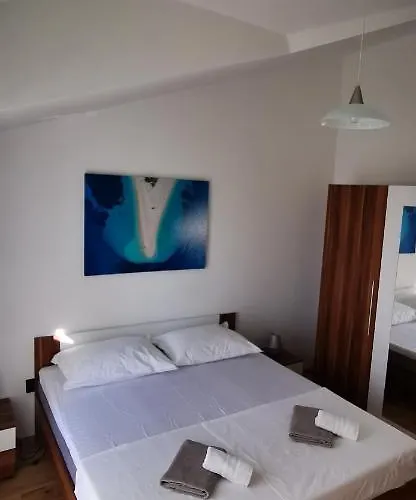 Marin, Kolan, Mandre, Pag * Kolan